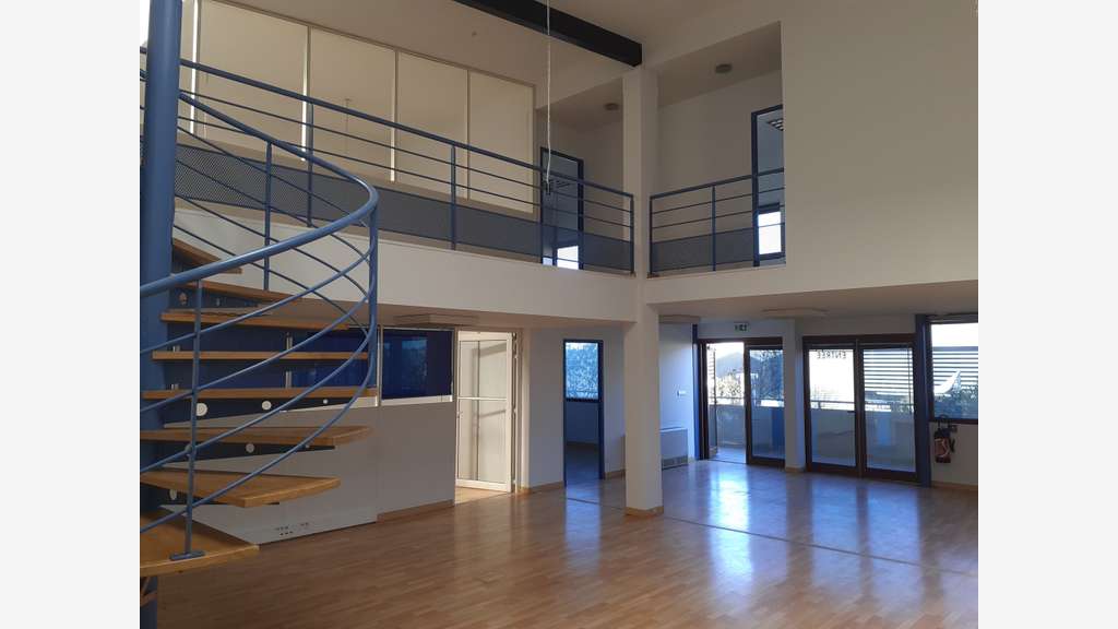 A louer local 248m² à Bayonne