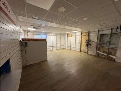 Location Locaux commerciaux - Boutiques à Bayonne