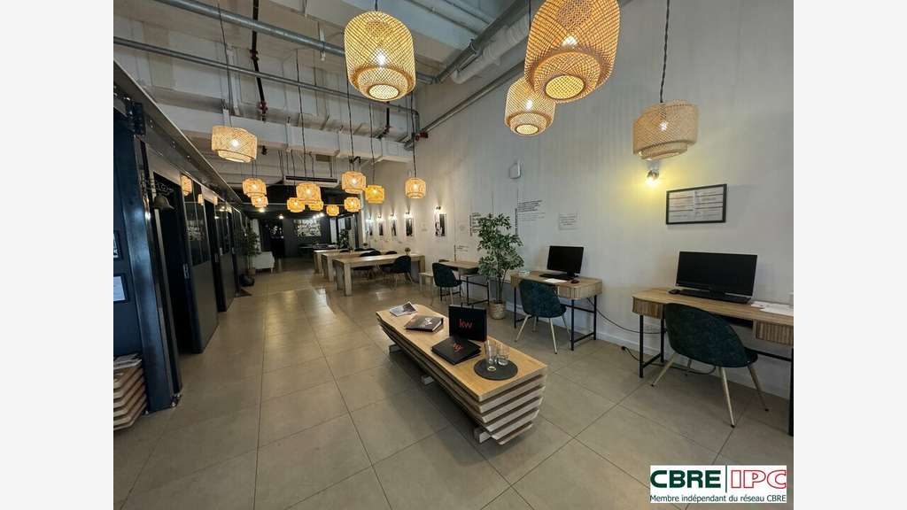 Location local 360m² à Bayonne Allées Marines
