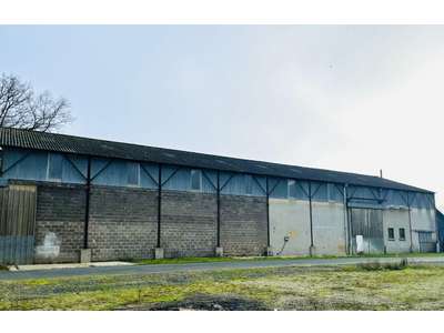 Location Terrains industriels et agricoles à Beaucouzé