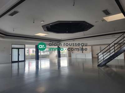 A LOUER LOCAL COMMERCIAL 855m² EXCLLENTE VISIBILIT