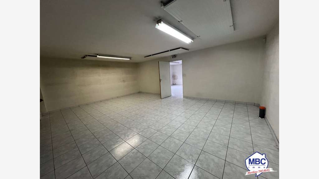 A louer local 70m² au coeur du bourg de Jallais