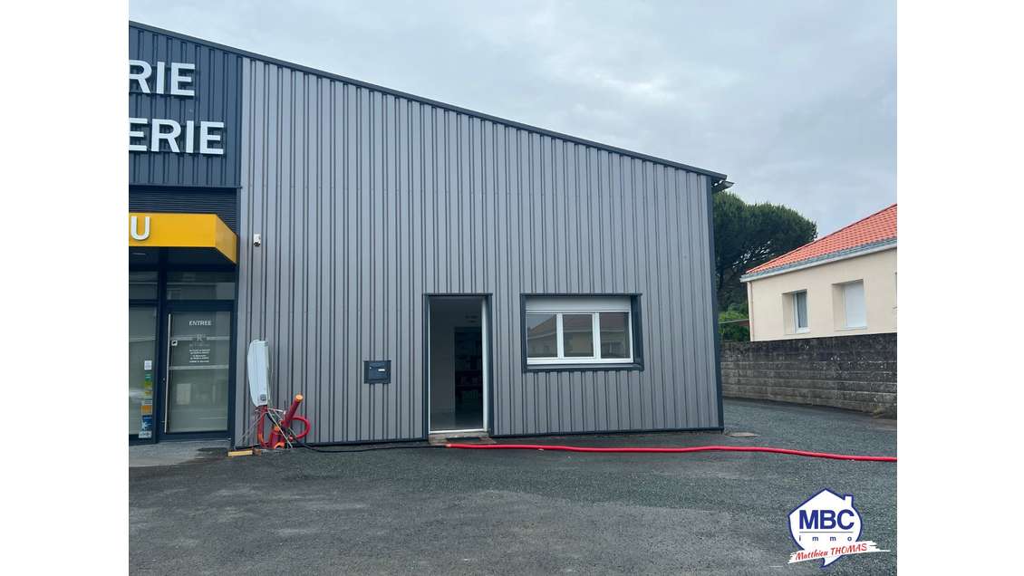 A louer local 70m² au coeur du bourg de Jallais