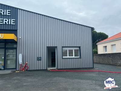 A louer local 70m² au coeur du bourg de Jallais