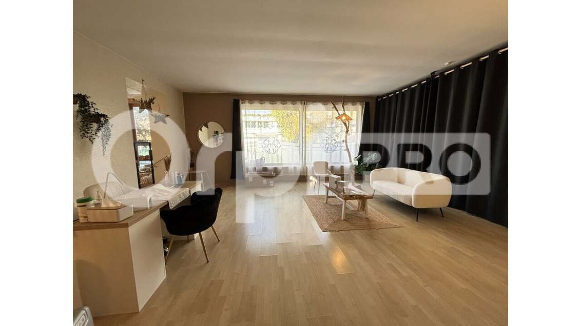 A louer local commercial 140m² à Beauvais centre