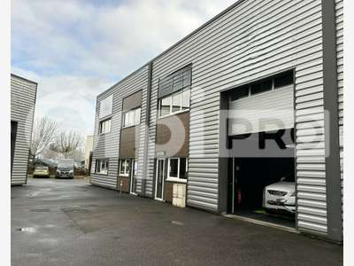 A louer local commercial 275m² à Beauvais