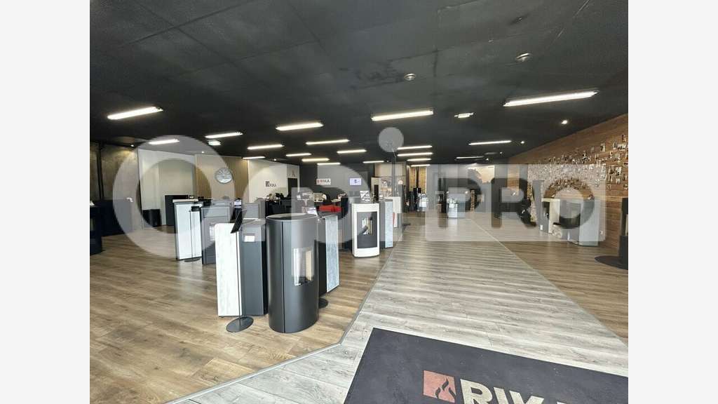 Loue local commercial 394m² en ZAC Ther Beauvais