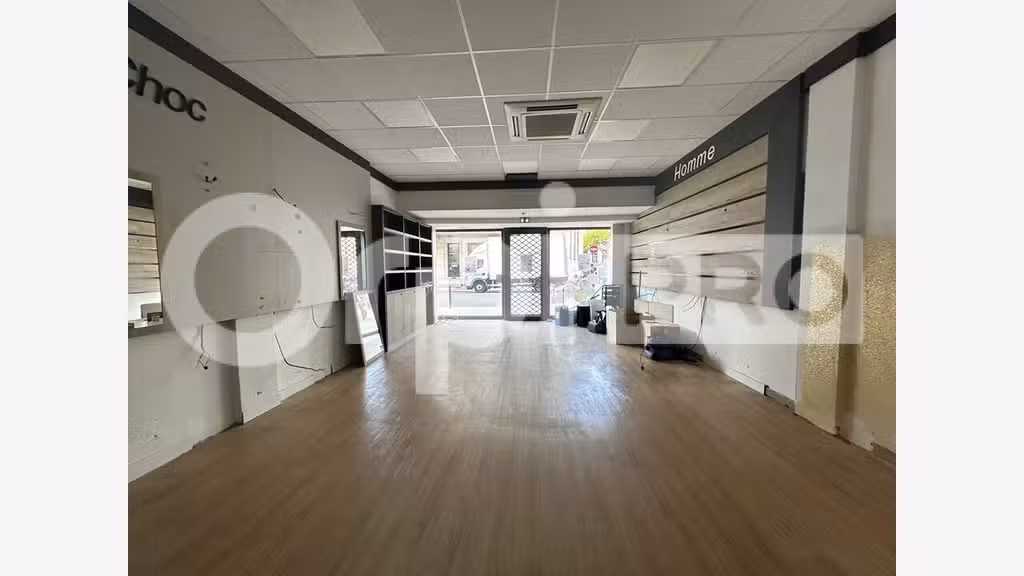 BEAUVAIS - HYPER CENTRE