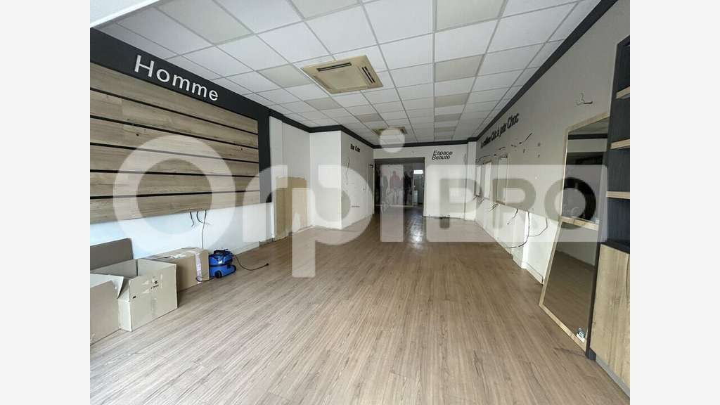 BEAUVAIS - HYPER CENTRE