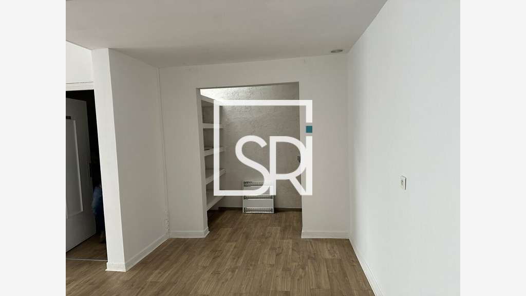 Local 70m² à louer à Bellerive-sur-Allier