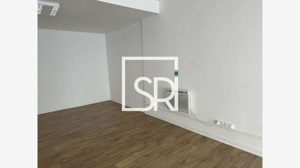 Local 70m² à louer à Bellerive-sur-Allier