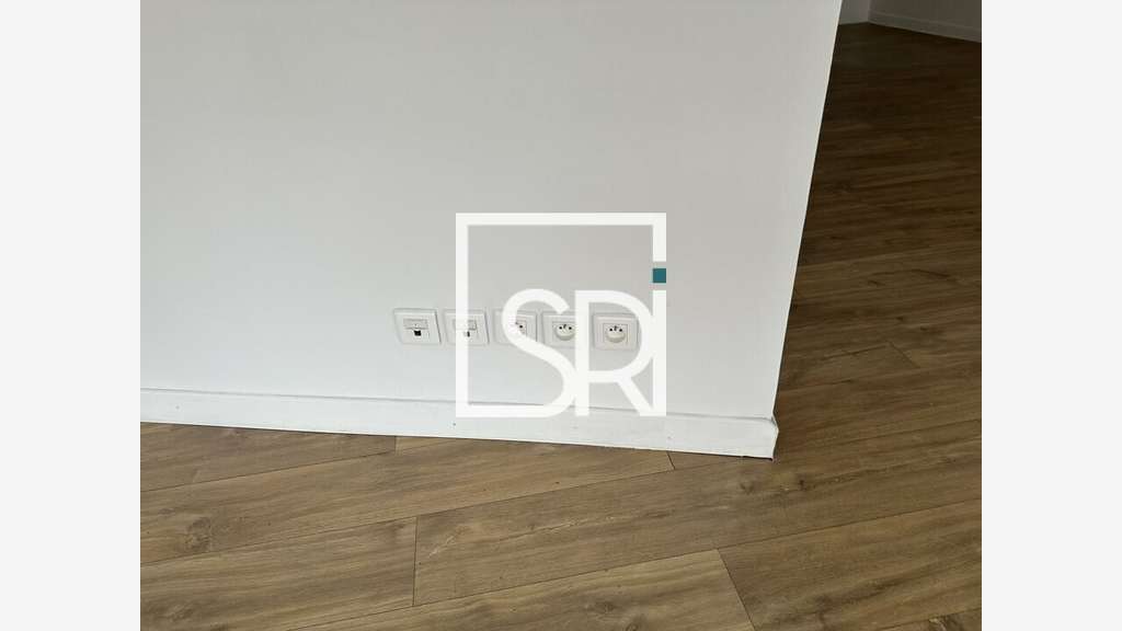 Local 70m² à louer à Bellerive-sur-Allier