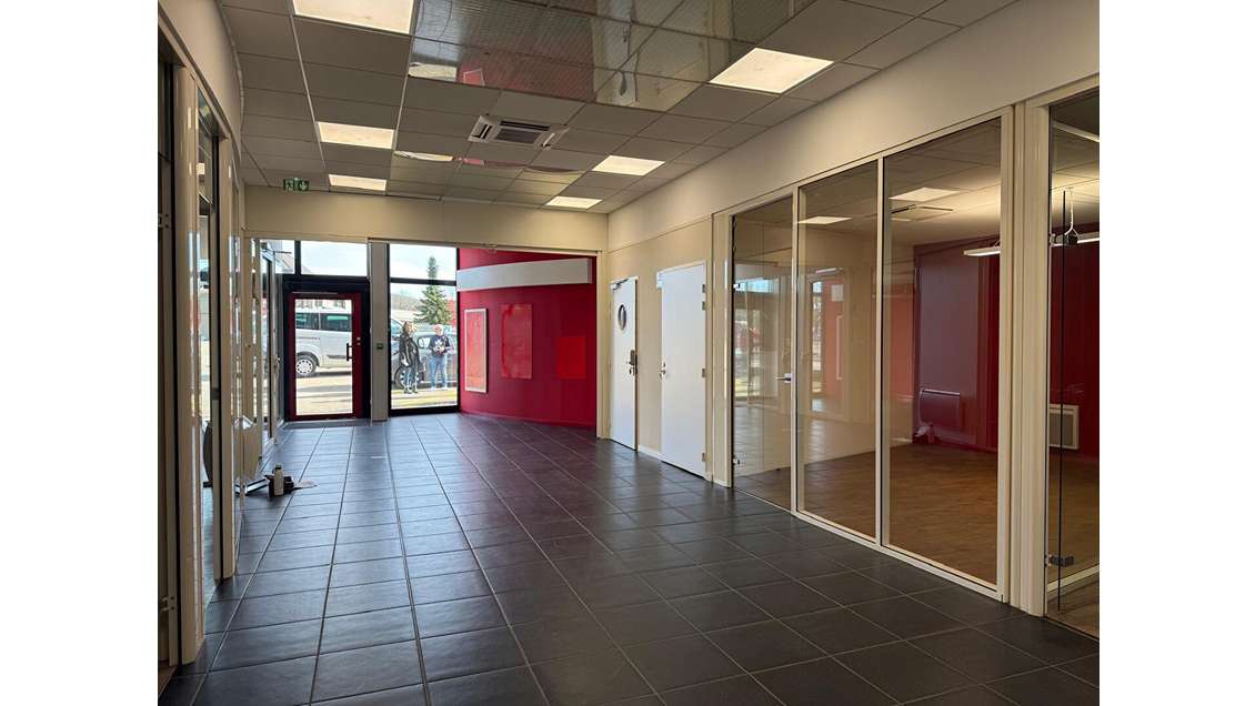 A louer local commercial 234m² ZAC Besançon