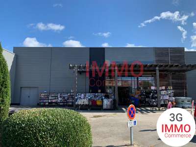 Location Locaux commerciaux - Boutiques à Bessines