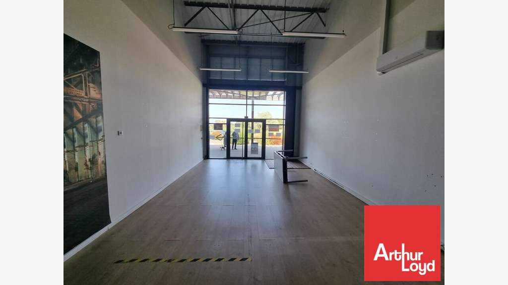 Local commercial de 127m² à louer à Bessines