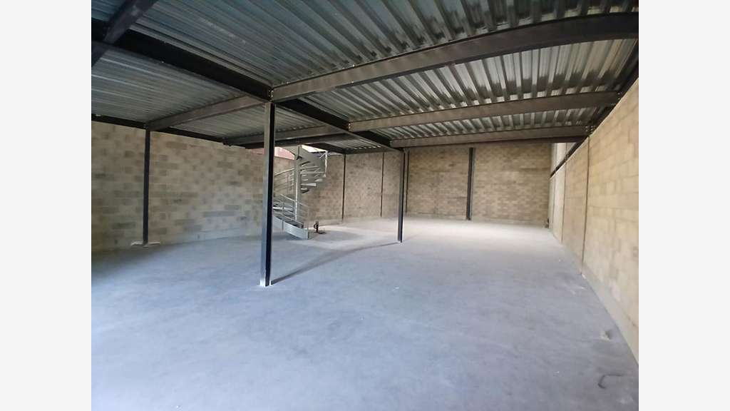 A louer locaux zone de Mercoran à Béziers