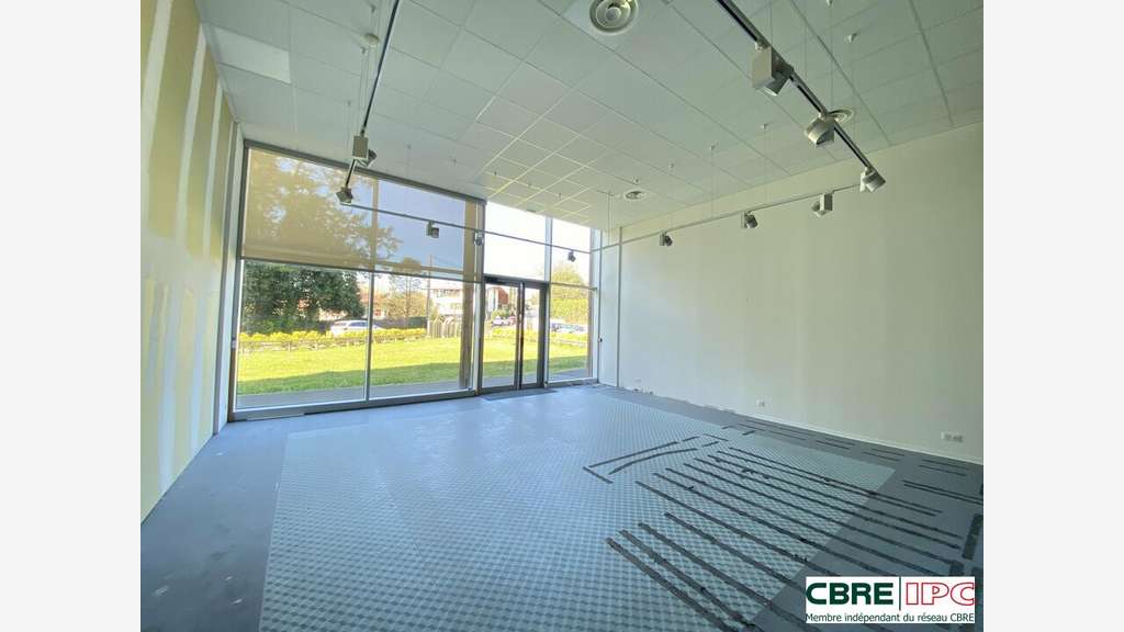 Location local commercial 50m² à Biarritz