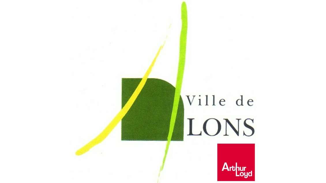 A louer local 745m² avec grand parking à Lons