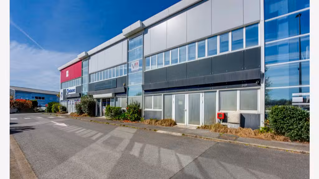 Location local de 270m² orienté Sud à Biarritz