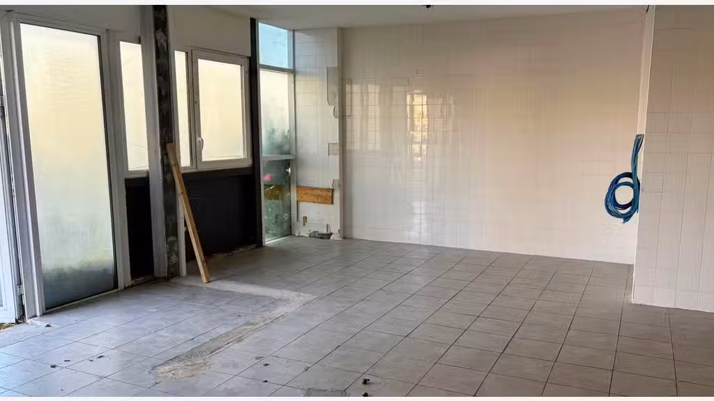 Location local de 270m² orienté Sud à Biarritz