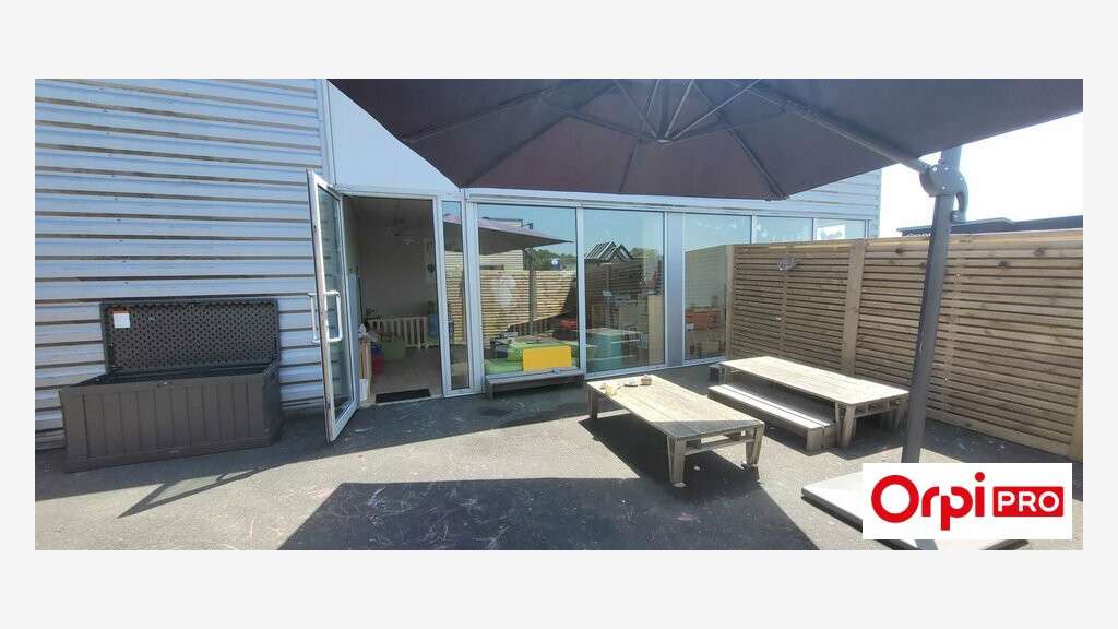 A louer local commercial 114m² au haut de Binic