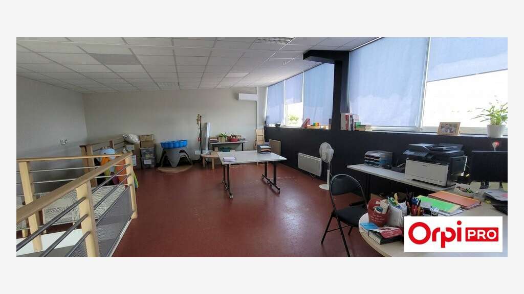 A louer local commercial 114m² au haut de Binic