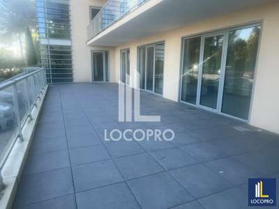 A louer local commercial 182m² Sophia Antipolis