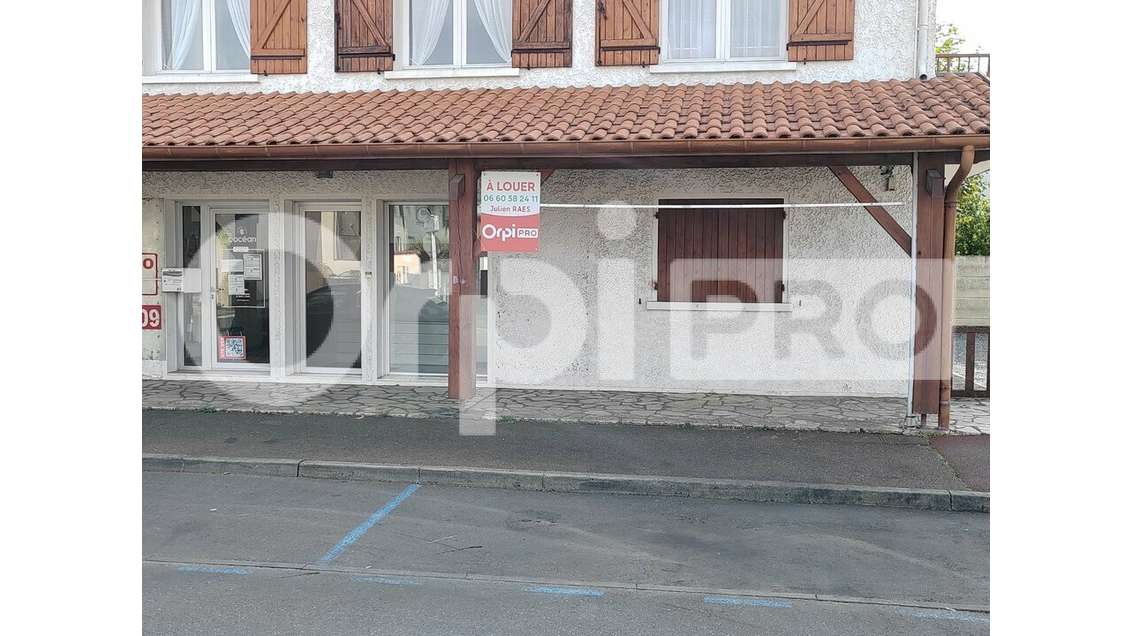 Local commercial 55m² à louer à Biscarrosse