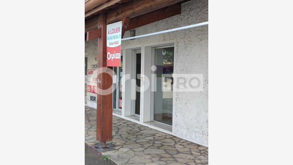 Local commercial 55m² à louer à Biscarrosse