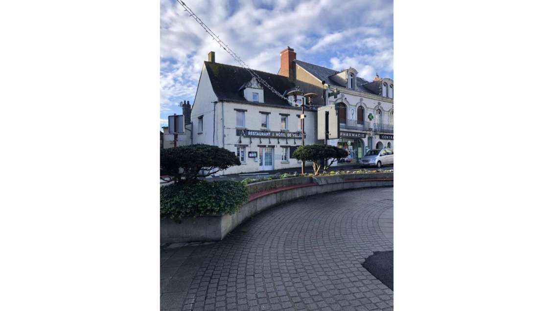 Pas de porte bâtiment d'exception à Blain