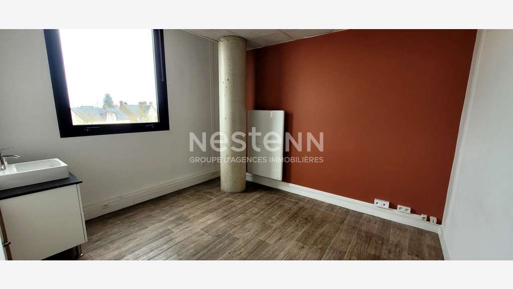 A louer bureaux fonctionnels 67m² R+2 à Blois