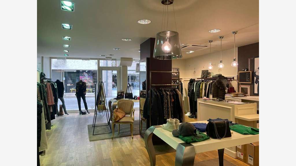 Local commercial 86m² à louer à Blois 