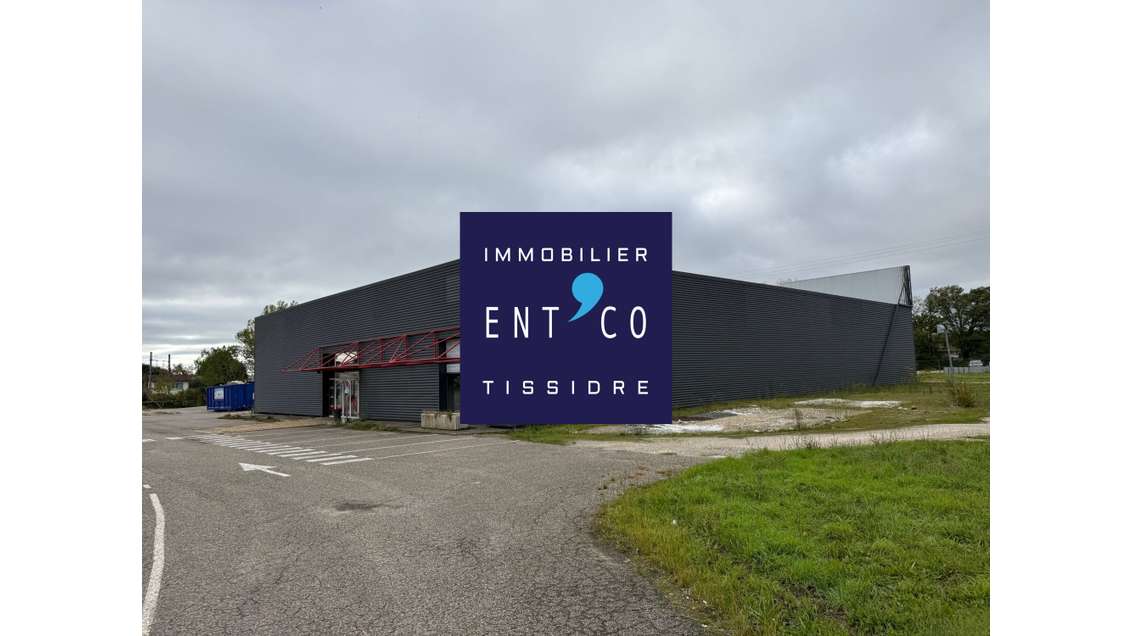 Local spacieux et polyvalent à saisir à Boé