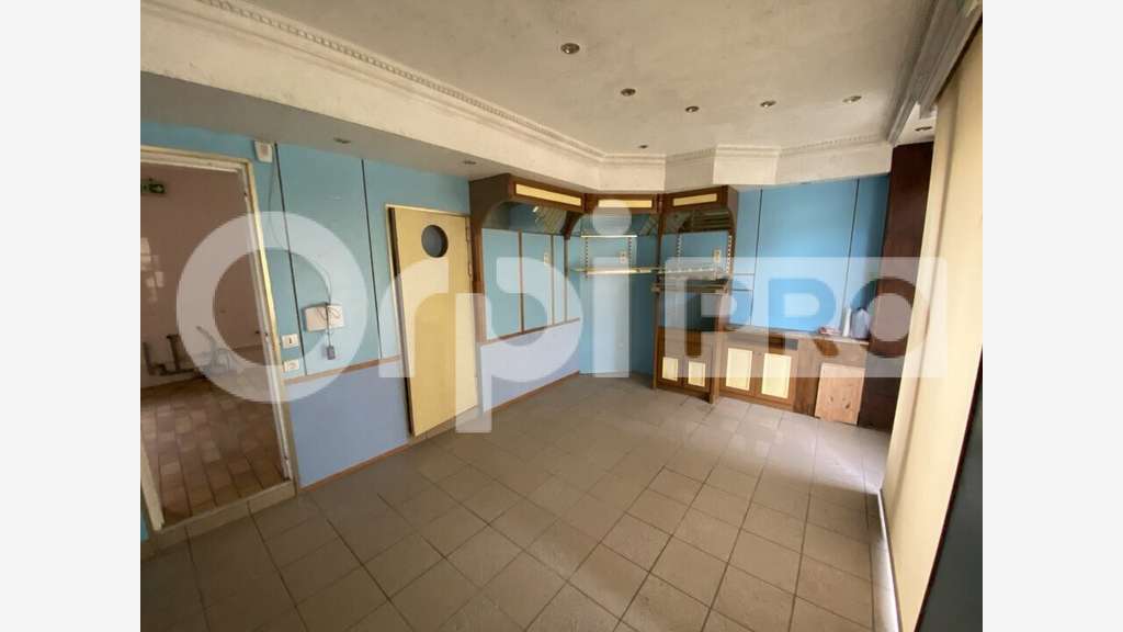 Local commercial 40m² + réserve à louer à Bolbec