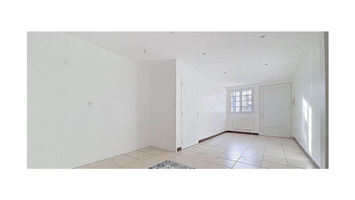 A louer local pro 27m² refait à neuf à Bonnebosq