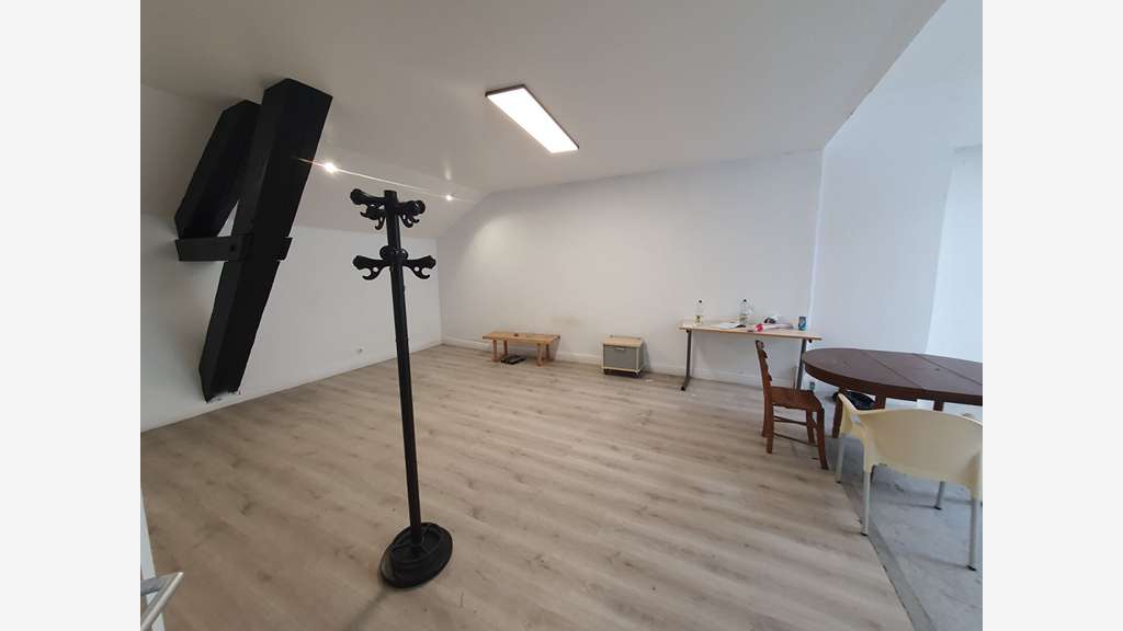 Local commercial 426m² à louer à Bordeaux