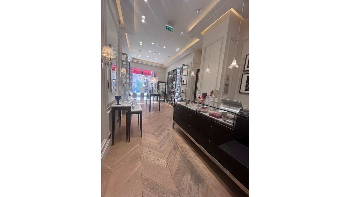 A louer boutique empl premium 100m² à Bordeaux