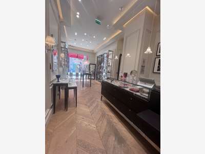 A louer boutique empl premium 100m² à Bordeaux