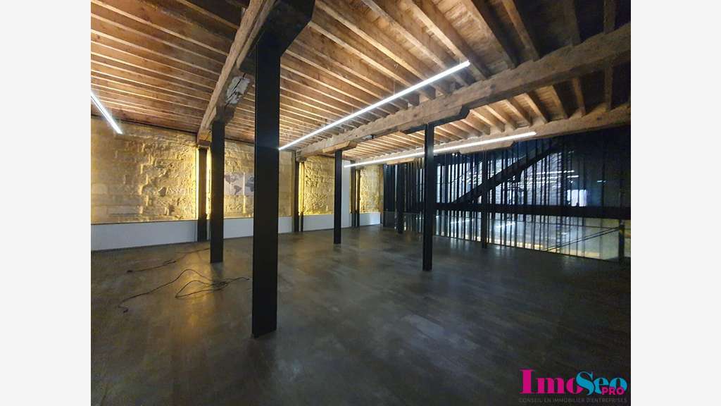 Immeuble de bureaux à louer à Bordeaux