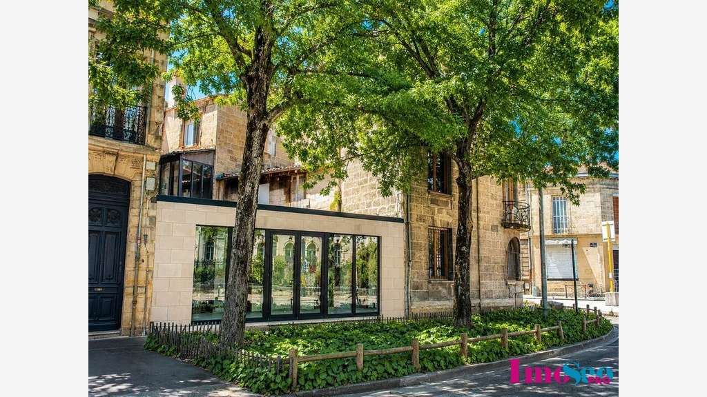 Local commercial 100m² à louer à Bordeaux