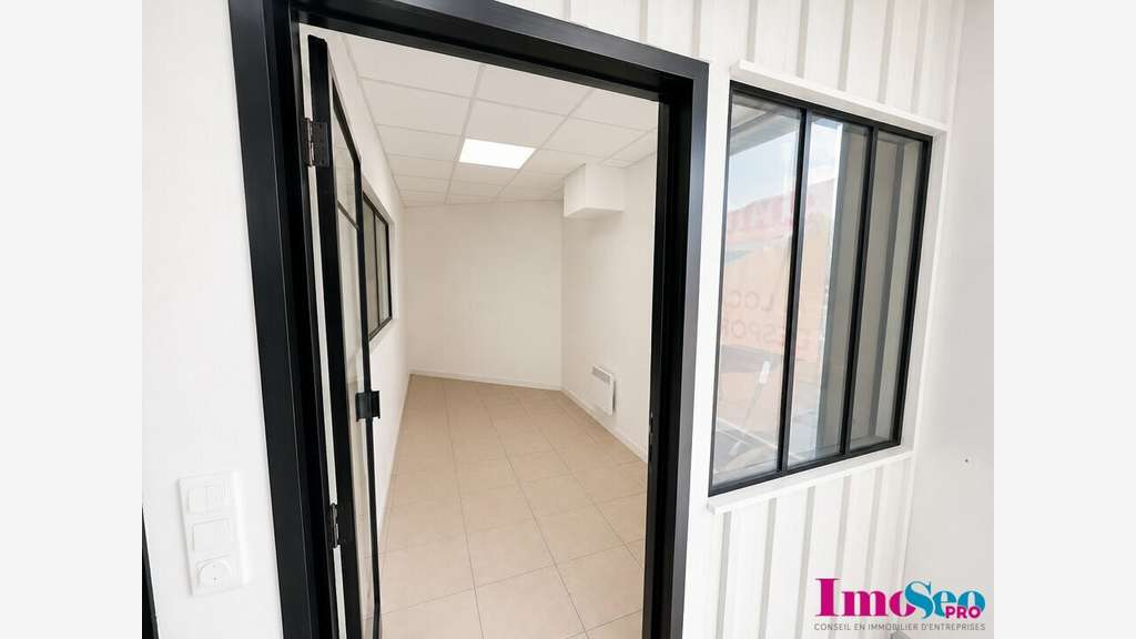 Local commercial 60m² à louer à Bordeaux Caudéran