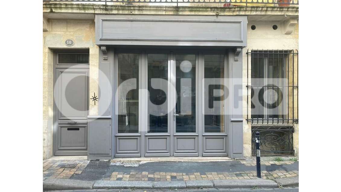 Local 36m² en bon état à louer à Bordeaux centre