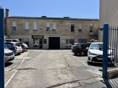 A louer local commercial de 87m² à Bordeaux centre
