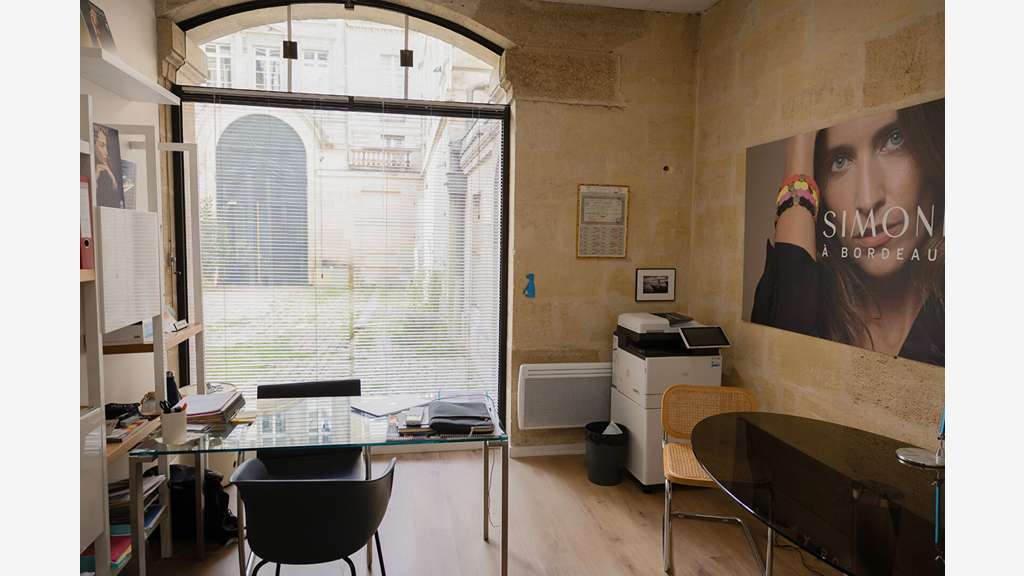 Bureaux 181m² RDC à louer allées Tourny à Bordeaux