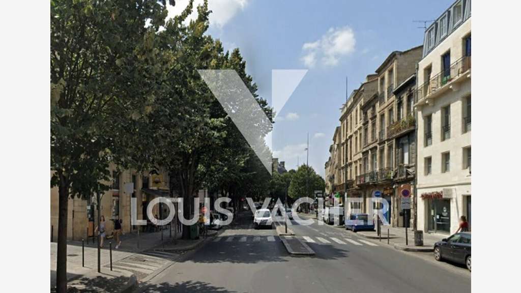 Location local 270m² à Bordeaux cours Victor Hugo