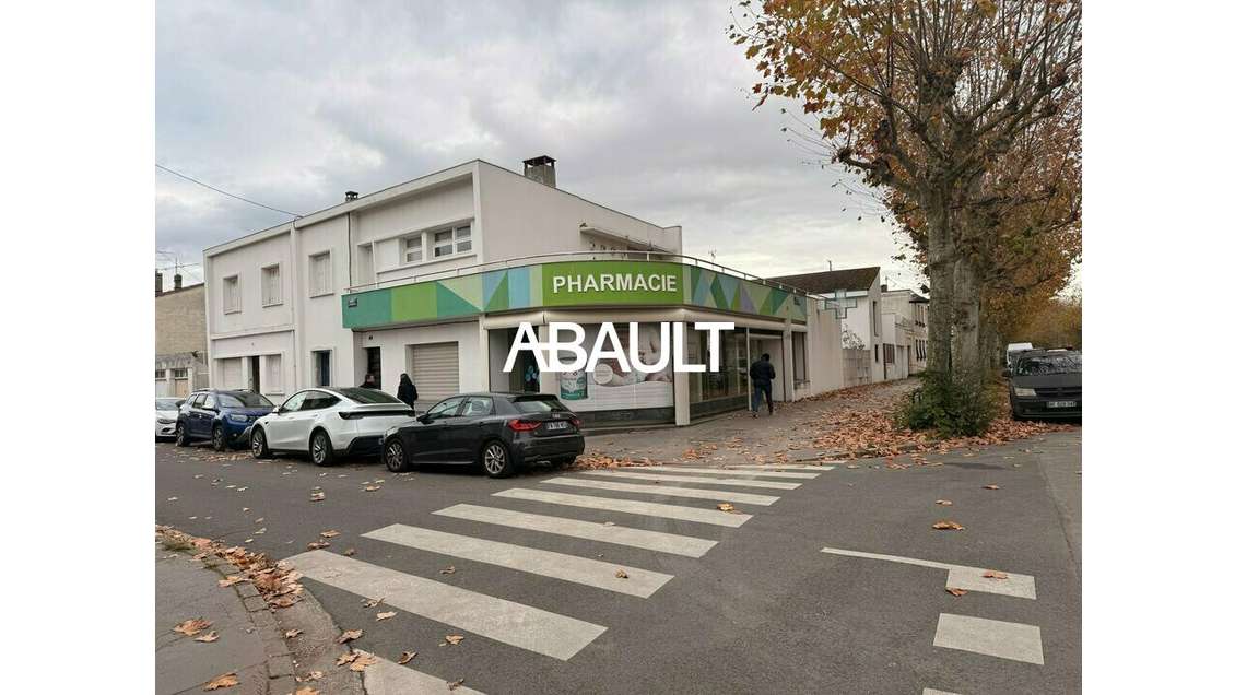 Local commercial 80m² à louer à Bordeaux Bacalan