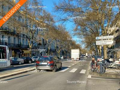 Loue local commercial 55m² à Bordeaux Clémenceau