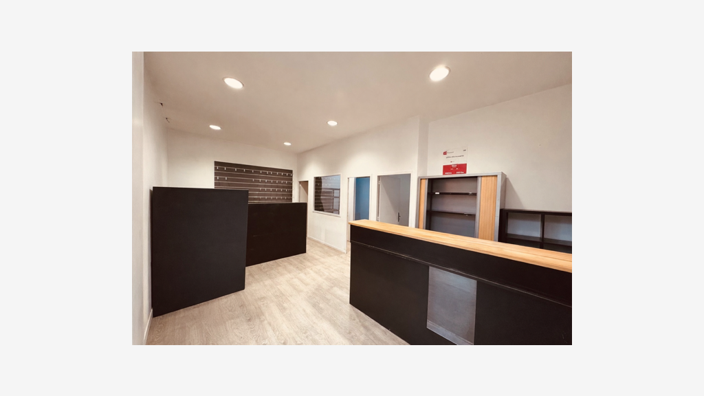 A louer local commercial 40m² à Bordeaux Barrière