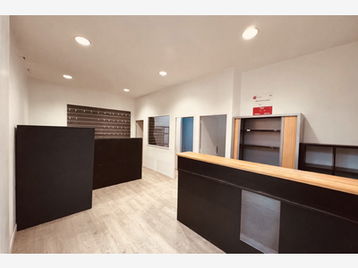 A louer local commercial 40m² à Bordeaux Barrière