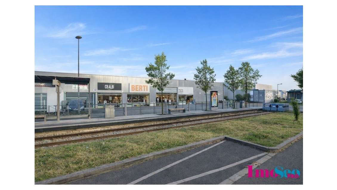 Local équipé escape game 280m² à louer à Bordeaux